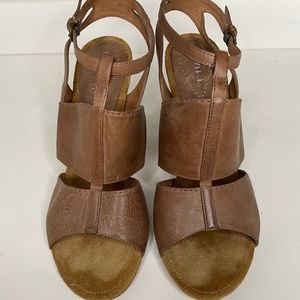 Biviel Leather Heel Sandals